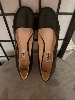 Clarks Black Leather Square-Toe Block Heel Pumps